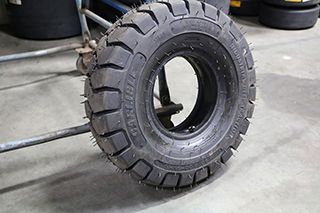 Pneumatic Forklift Tire