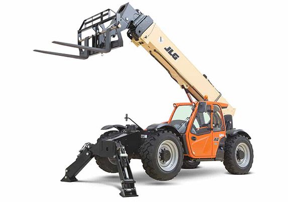 JLG 1055 telehandler with outriggers