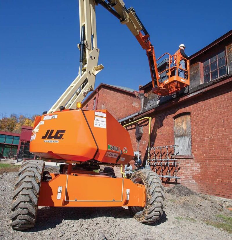 JLG H340AJ hybrid at construction site