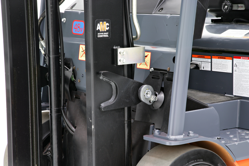 Toyota 3-Wheel Electric Forklift Close Up Mast Area