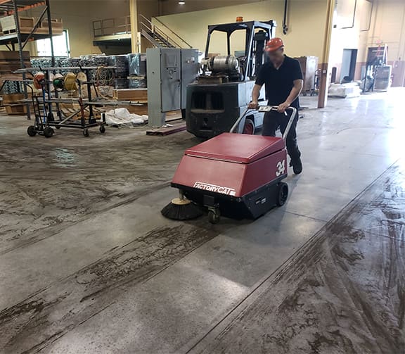 FC-34-VERY-DUSTY-DIRT-FLOOR-WHITE-STRIPE-INDUSTRIAL