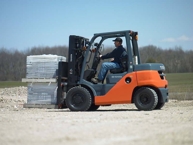 Toyota Mid IC Pneumatic Forklift Application Photo (1)