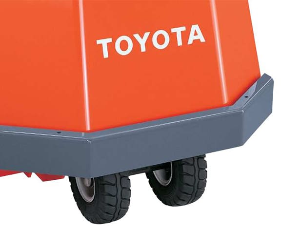 Mid Tow Tractor_CBT4-6_Close-Up_3