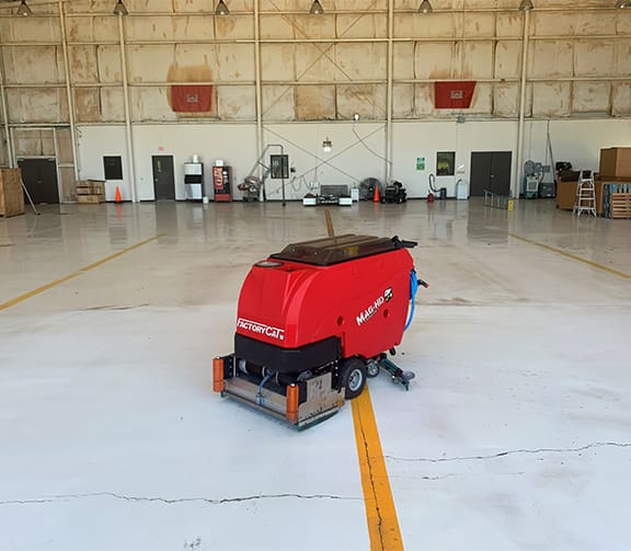 fc-mag-hd-cylindrical-deck-hangar-empty-clean