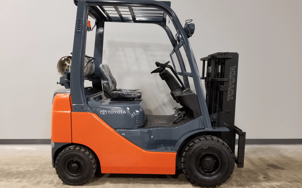 3,500 lb. pneumatic forklift