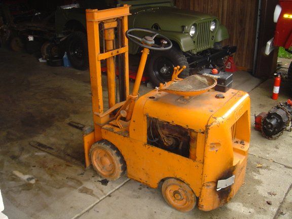 Clark Trucloader forklift