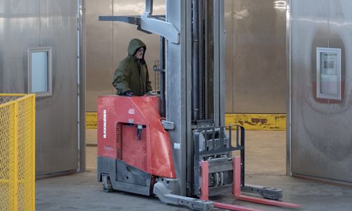 Reach truck cold storage model