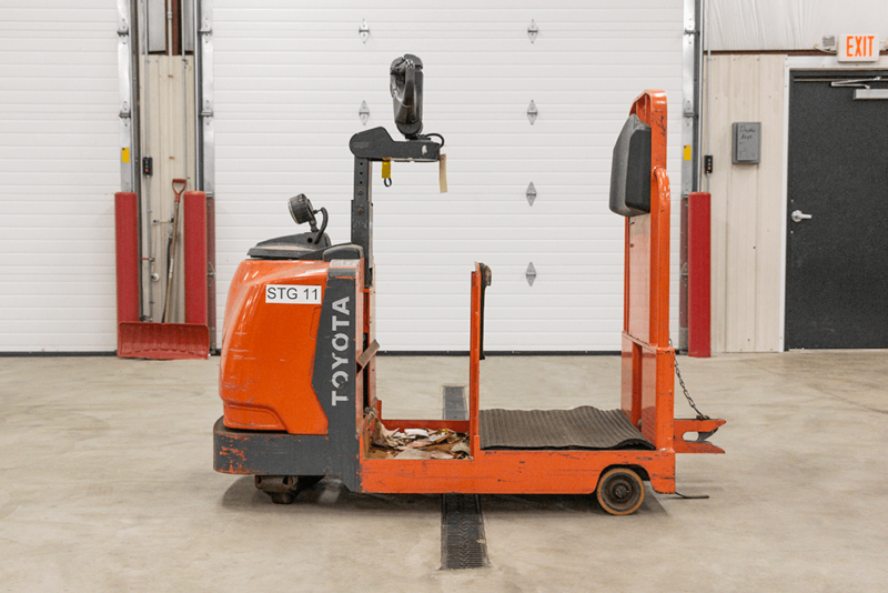 N020_Used_Tow_Tractor(2)