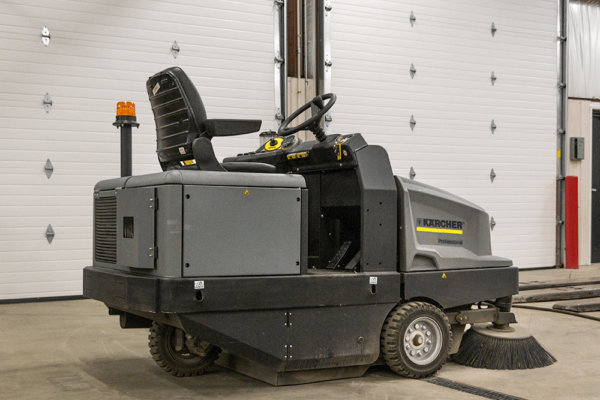 e-006807