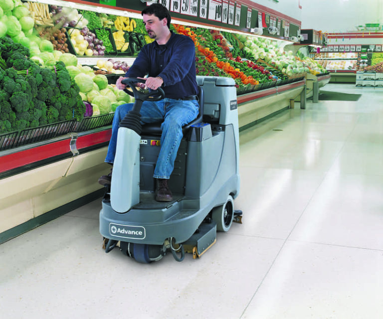 Advance Advenger Scrubber 28Inch to 34Inch Cleaning Width