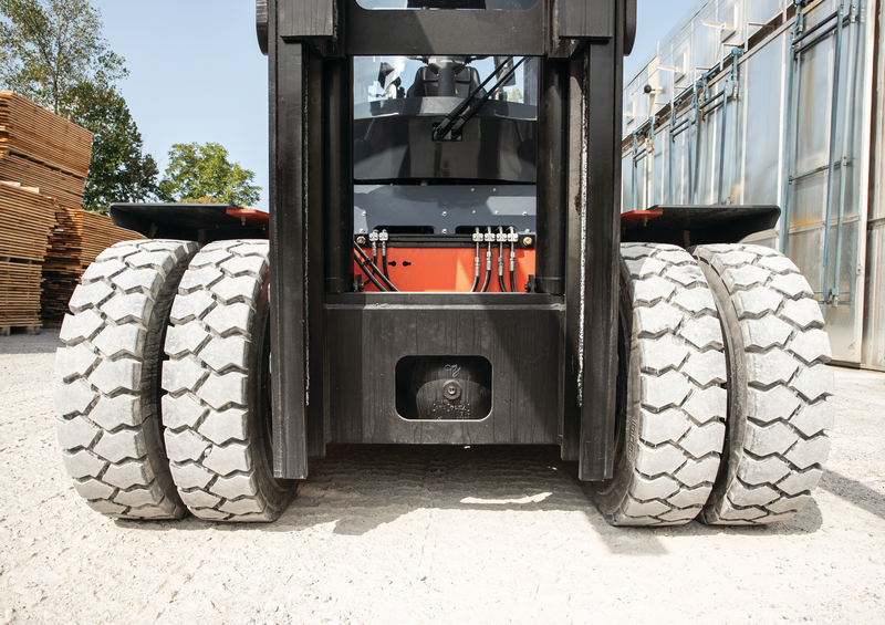 Toyota High-Capacity Core IC Pneumatic Forklift Close Up Front
