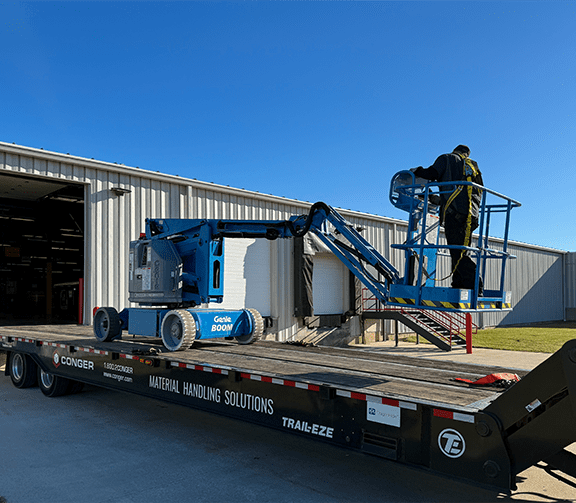 Boom Lift - Drive on trailer