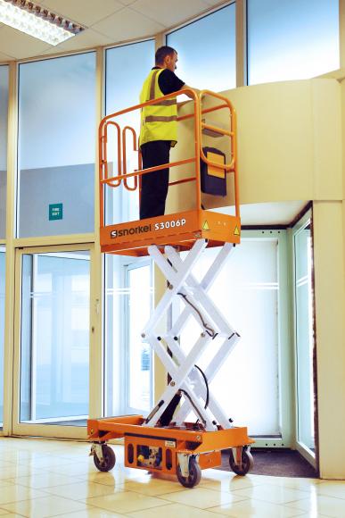 Snorkel-S3006P-6-foot-scissor-lift