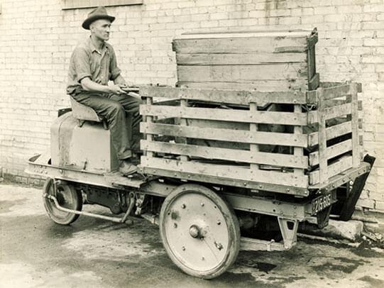 A 1917 Clark Tructractor in operation