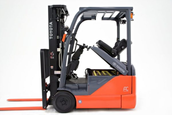 A Toyota 3-wheel electric forklift with the hood up