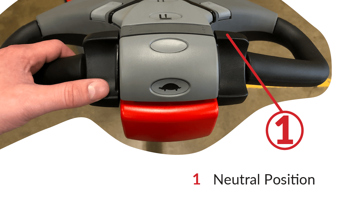 Neutral position on an electric pallet jack