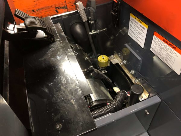 electric-forklift-hydraulic-system The location of the hydraulic system on a Toyota electric forklift