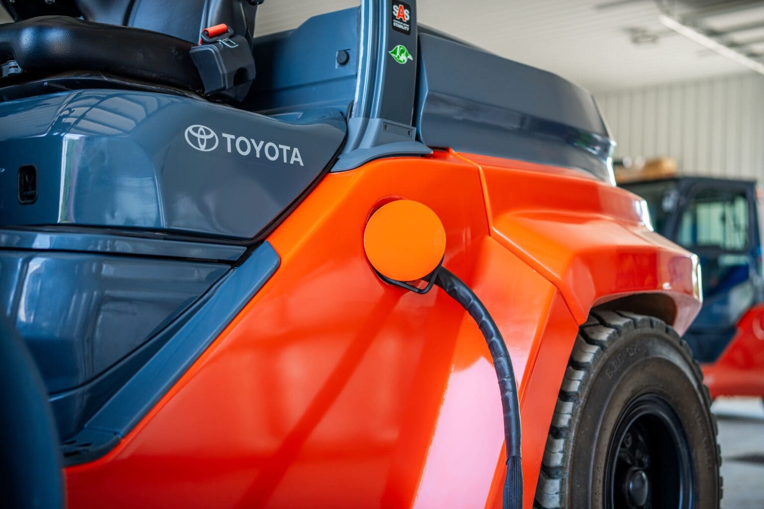 How Much Does a Forklift Weigh? Understanding Forklift Weight - Conger ...