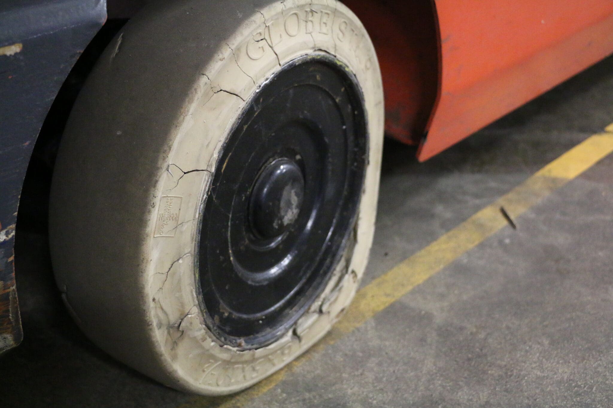 Maintaining Peak Performance Essential Guide to Forklift Hydraulic