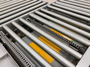 Conveyor Roller Intersection