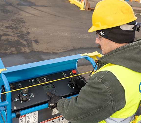 S-85 Controls Close-Up 2