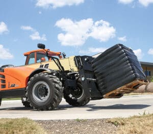 JLG 1644 High Capacity Telehanlder | 15,650 lbs. Capacity