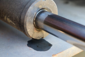 Forklift hydraulic oil leaking