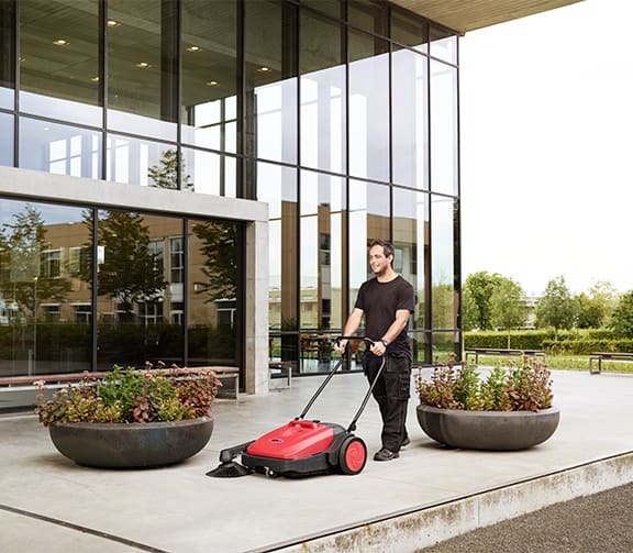 PS480 office outside