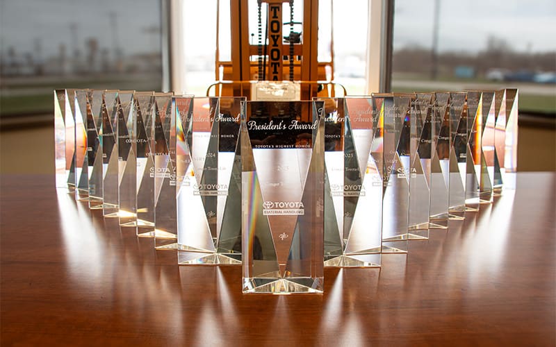 President Award Line-up